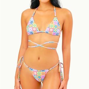 Blackbough Swim Bikini Set - Small Top & Medium Bottoms 🧡💖💜💙